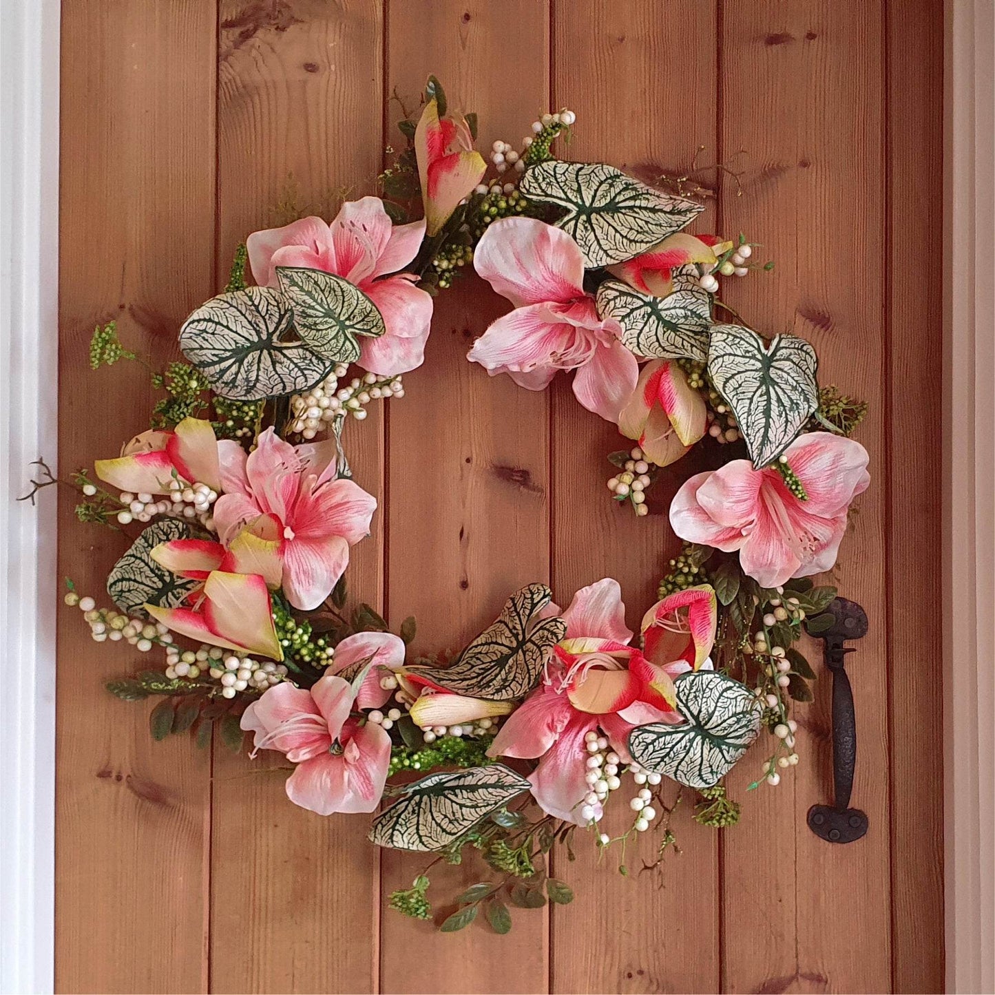 Pink Lily Wreath 60cm - Evergreenery
